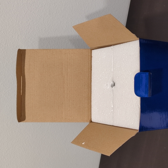 Disney Beauty and the Beast Glass Dome - Picture 6 of 10